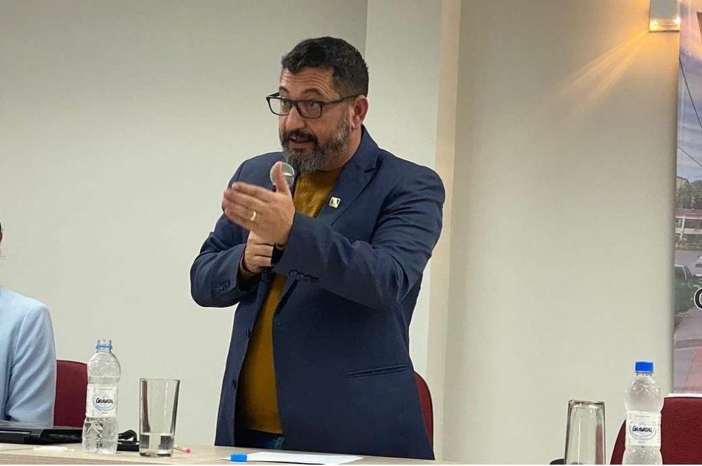 Prefeito de Cocal do Sul, Fernando de Faveri fala sobre a inauguração da estação meteorológica, duplicação SC-108 e eleições 2024